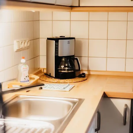 بيت للعطل Warf Mit Wintergarten Kamin Und Teich آوريش